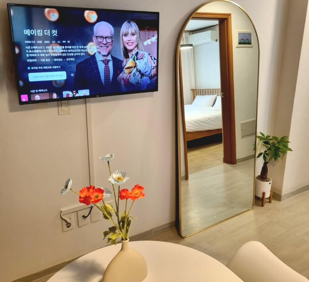 Hongik Hongdae Yeonnam Hoi-House Apartment Seoul Ngoại thất bức ảnh