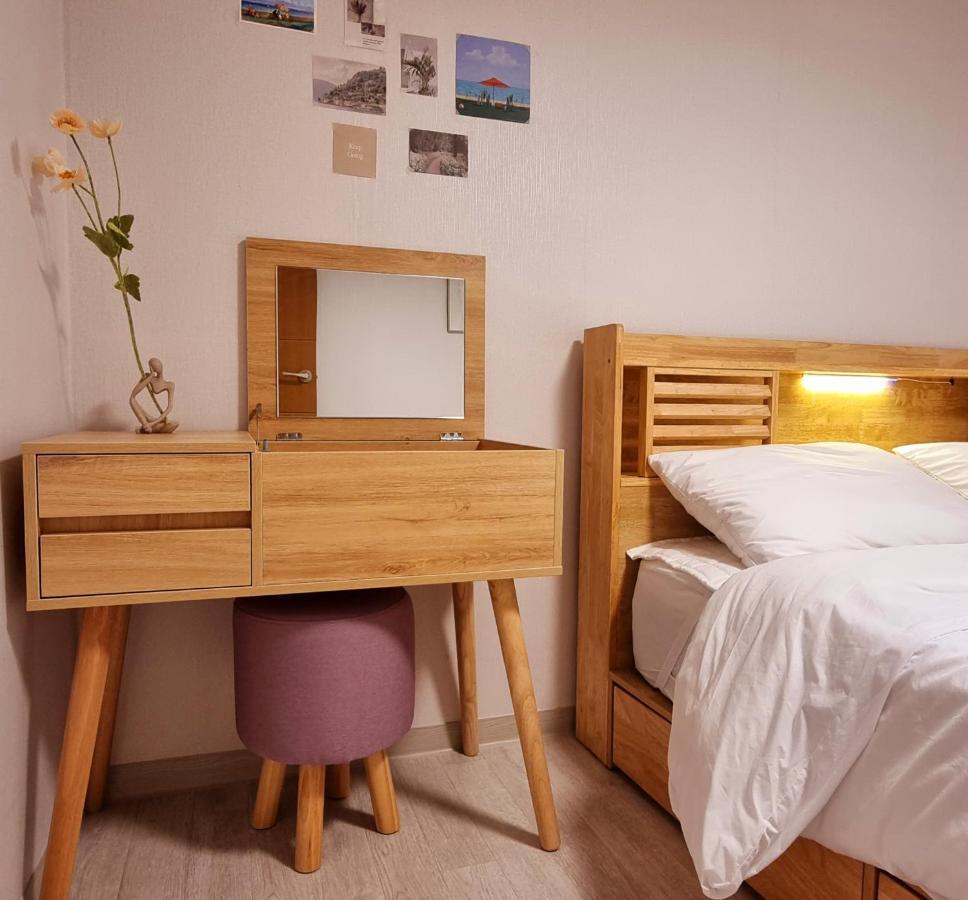 Hongik Hongdae Yeonnam Hoi-House Apartment Seoul Ngoại thất bức ảnh