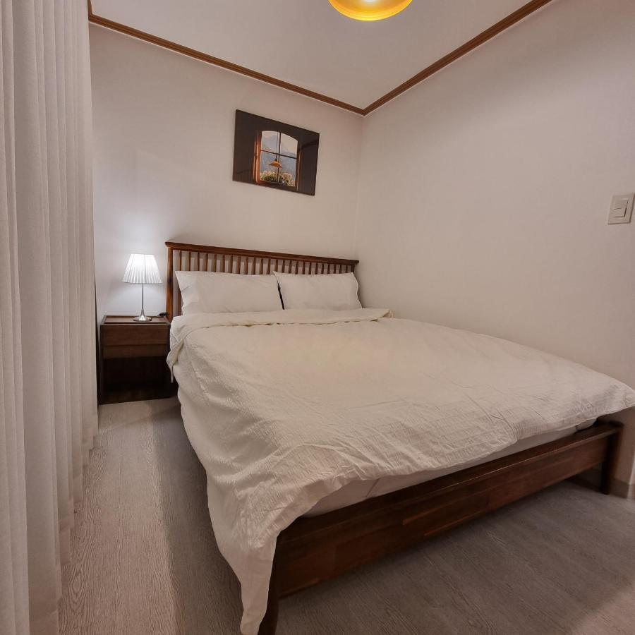 Hongik Hongdae Yeonnam Hoi-House Apartment Seoul Ngoại thất bức ảnh